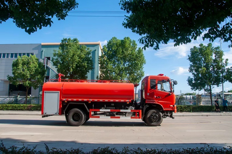 天錦四驅水罐森林消防車圖片