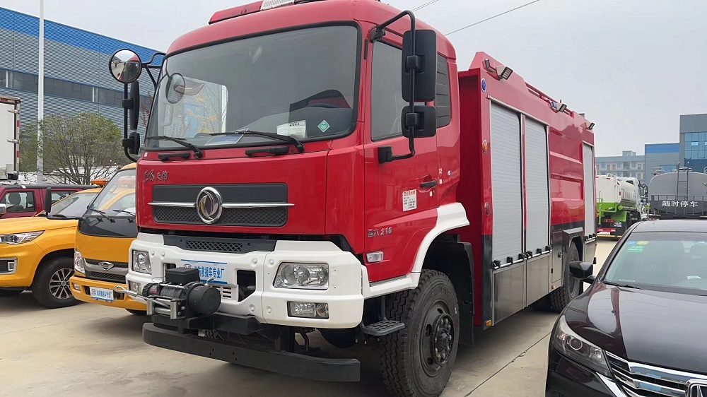 天錦四驅水罐消防車（7噸）圖片